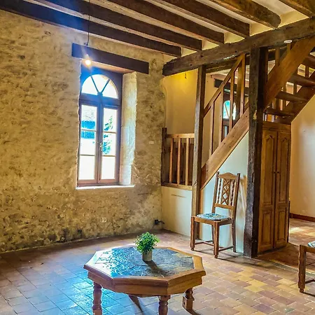 La Maison Sycomorette בית אירוח